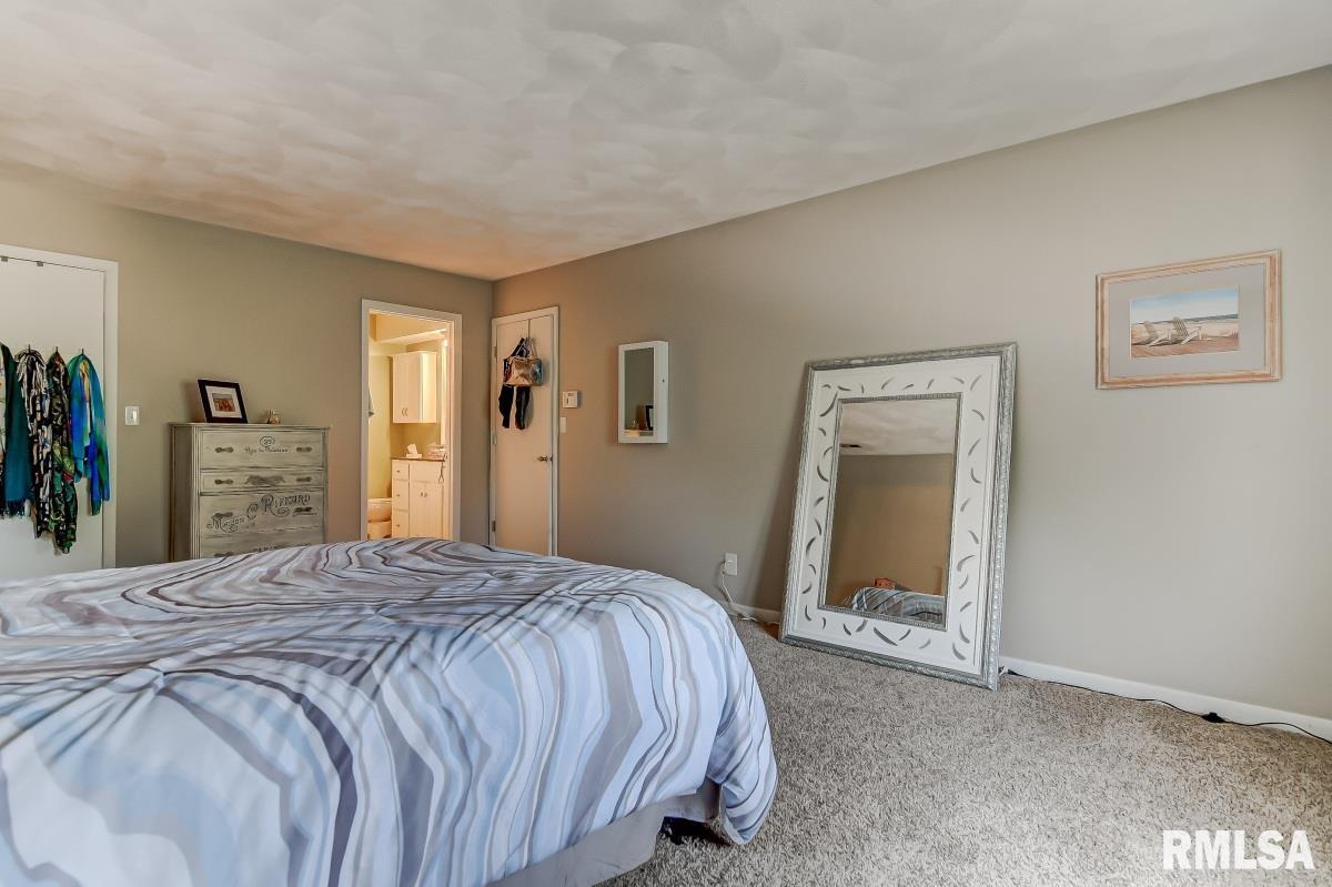 2543 Lindsay Road, Springfield, IL, 62704