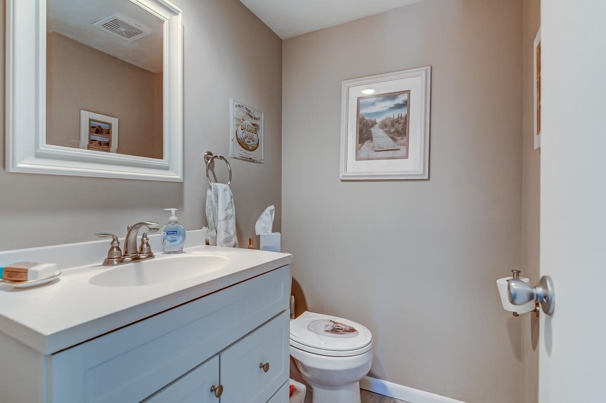 2543 Lindsay Road, Springfield, IL, 62704
