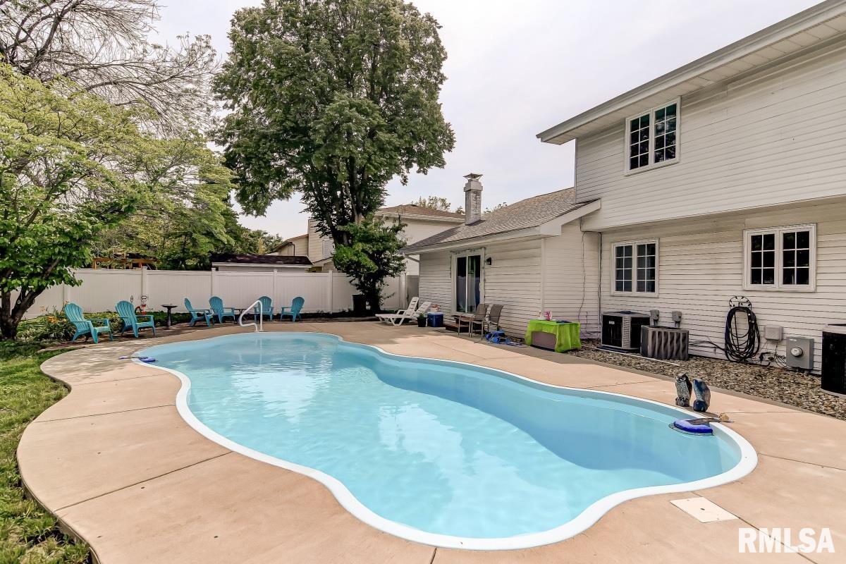 2543 Lindsay Road, Springfield, IL, 62704
