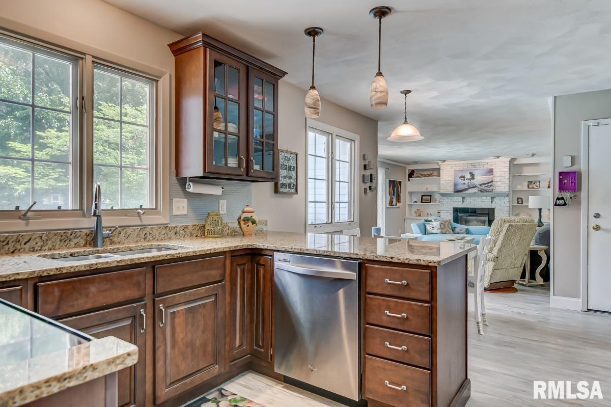2543 Lindsay Road, Springfield, IL, 62704