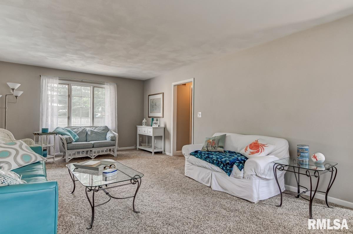 2543 Lindsay Road, Springfield, IL, 62704