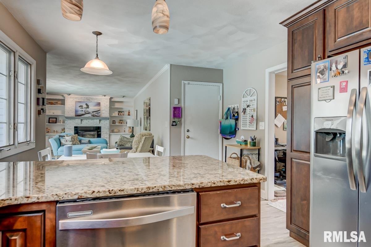 2543 Lindsay Road, Springfield, IL, 62704