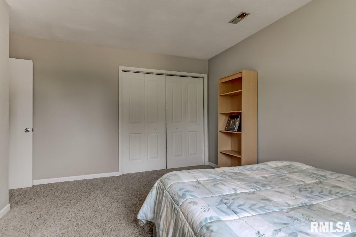 2543 Lindsay Road, Springfield, IL, 62704