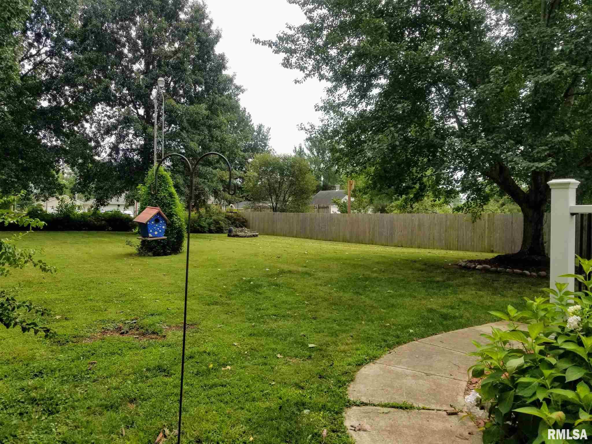 928 N 3Rd Street, Riverton, IL, 62561