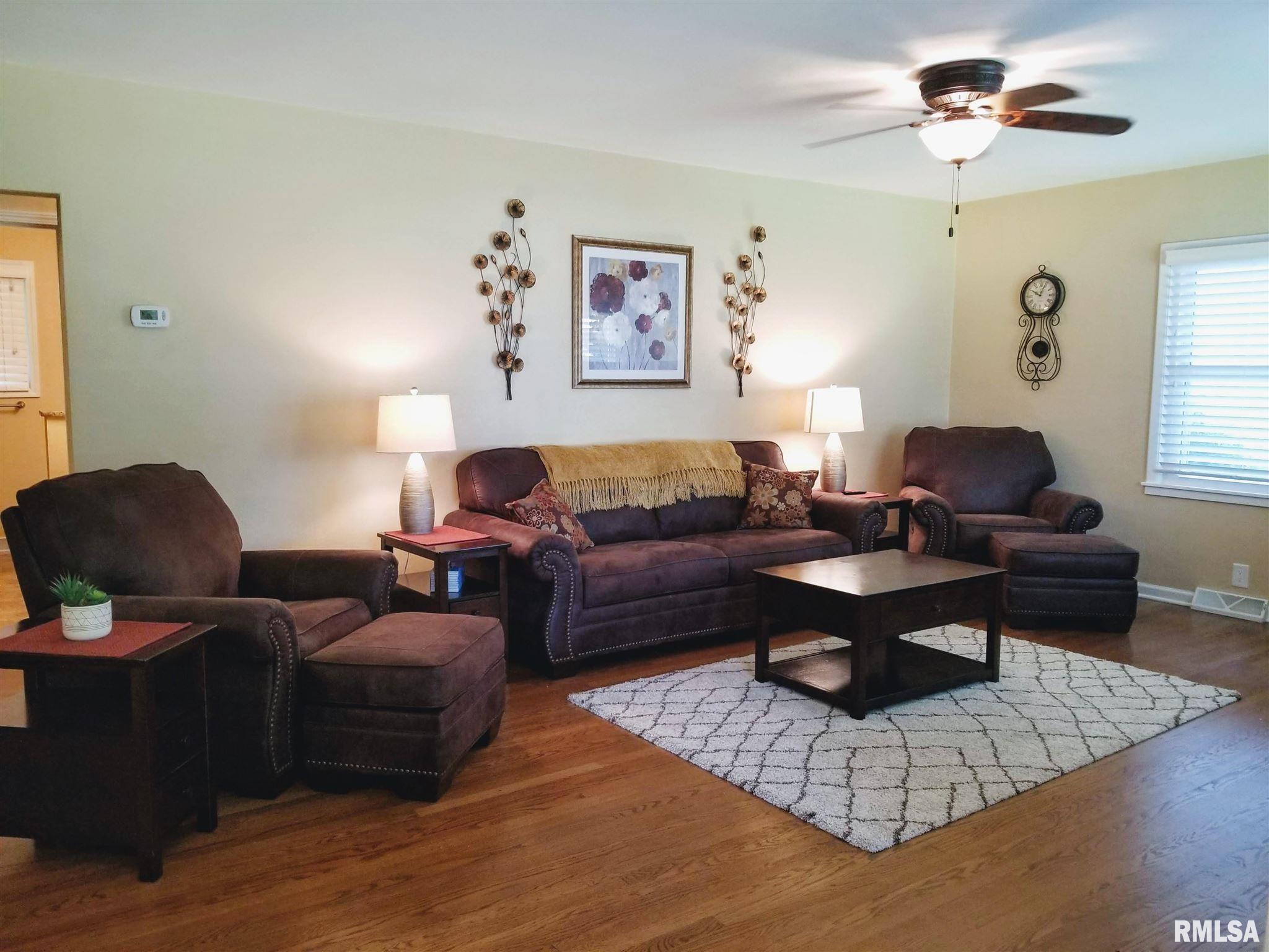 928 N 3Rd Street, Riverton, IL, 62561