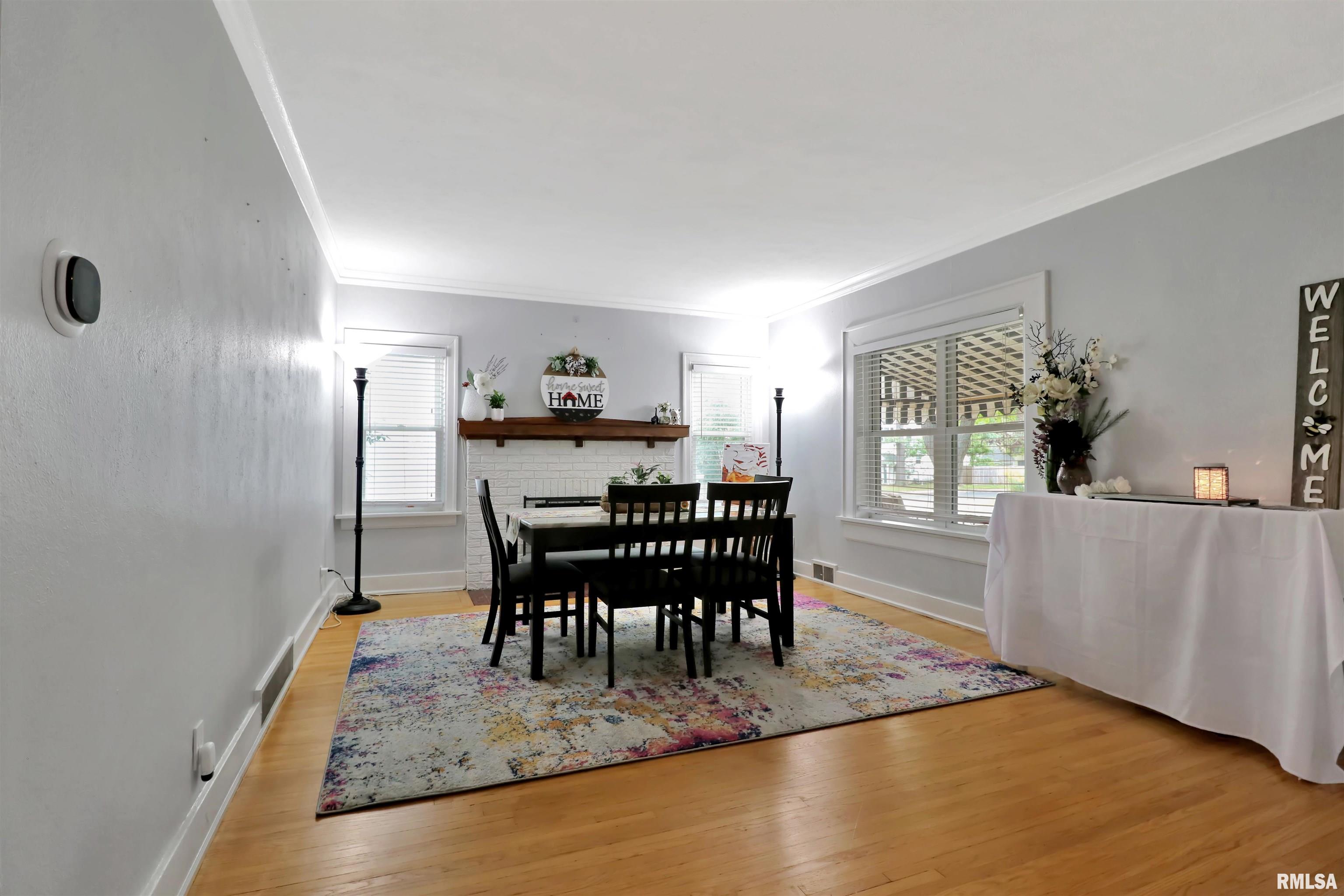 207 E Embert Place, Peoria, IL, 61603