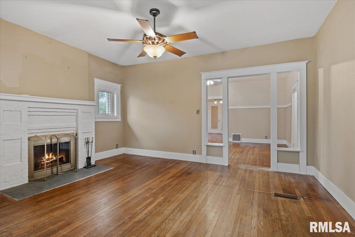 115 S Oak Street, Chatham, IL, 62629