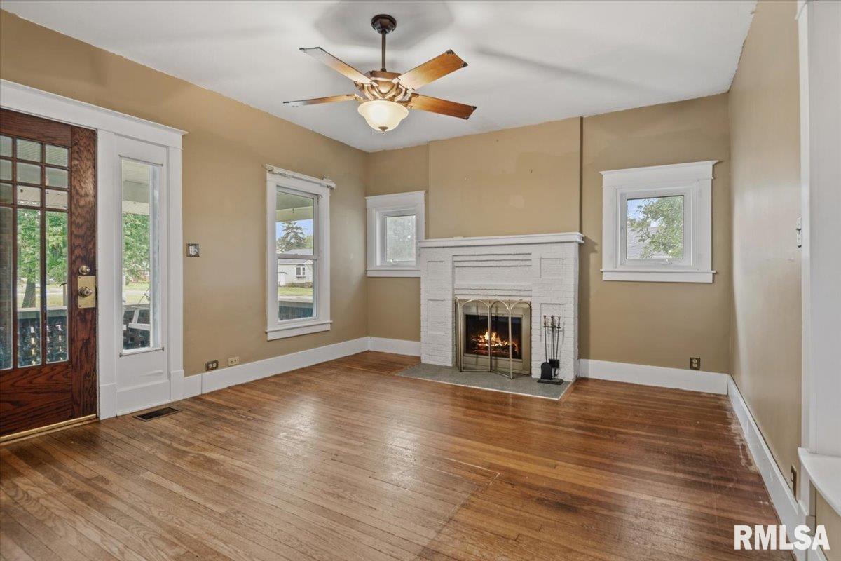 115 S Oak Street, Chatham, IL, 62629