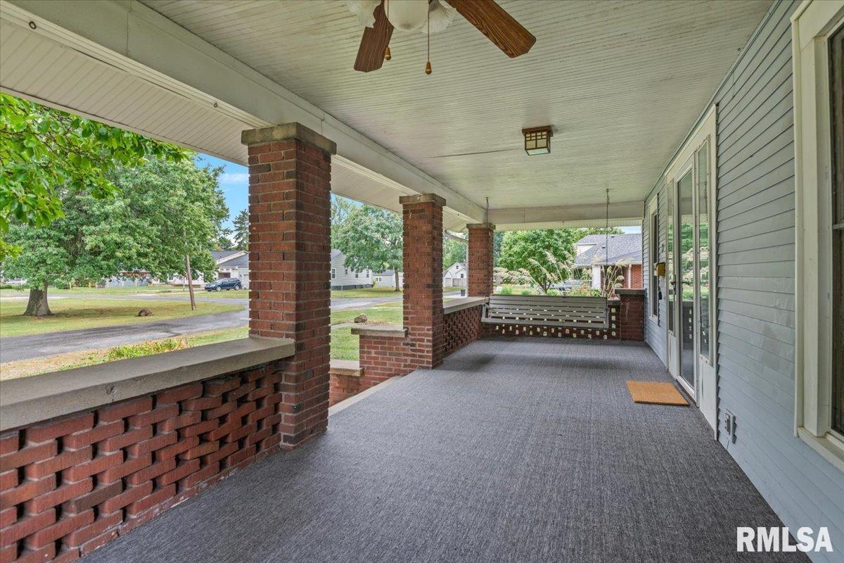 115 S Oak Street, Chatham, IL, 62629