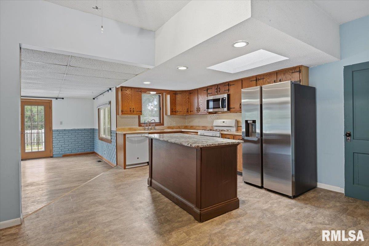 115 S Oak Street, Chatham, IL, 62629